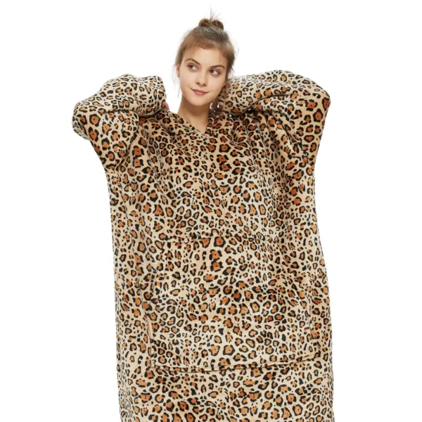 Plaid Avec Manches Léopard - Couverture Polaire Géante à Enfiler -Monin Sirop Store CouvertureaManchesLeopard