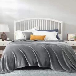 Dessus De Lit "Margaux" Gris En Simili Flanelle Luxueuse