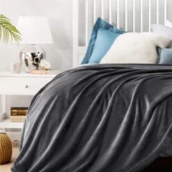 Dessus De Lit "Margaux" Anthracite En Simili Flanelle Luxueuse -Monin Sirop Store DessusdelitfamilleenfantfillegarconMargauxanthraciteflanelleluxueuse