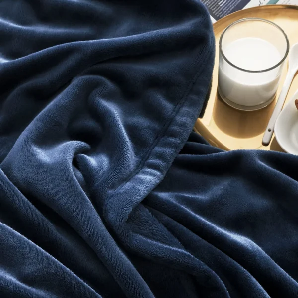 Dessus De Lit "Margaux" Bleu En Simili Flanelle Luxueuse -Monin Sirop Store DessusdelitlainemicrofibreMargauxbleuenflanelleluxueuse