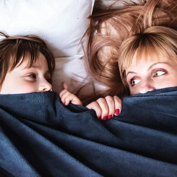 Dessus De Lit "Margaux" Bleu En Simili Flanelle Luxueuse -Monin Sirop Store DessusdelitplaidcouverturecanapeMargauxbleuflanelleluxueuse