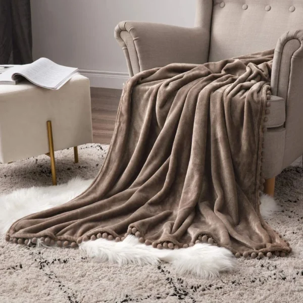 Jeté De Canapé Marron En Simili Velours Fin Et Soyeux -Monin Sirop Store JetedecanapegrandetailleCelineMarronenveloursfinsoyeuxLePlaidFrancais