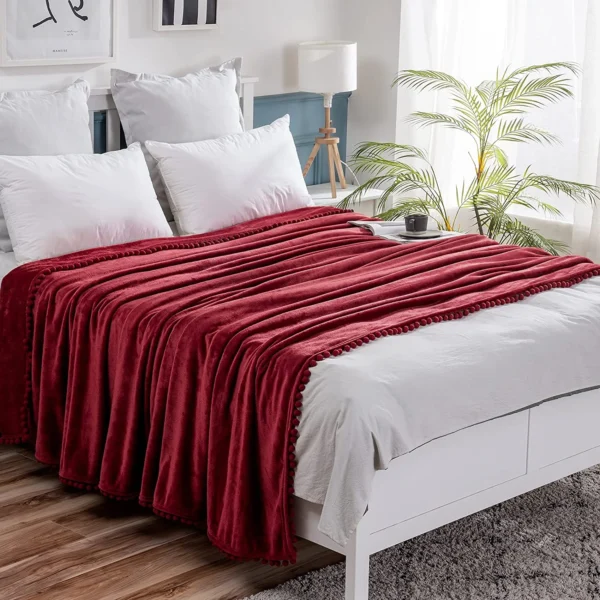 Jeté De Canapé Bordeau En Simili Velours Fin Et Soyeux -Monin Sirop Store JetedecanapelitfauteuilCelineBordeauenveloursfinsoyeuxLePlaidFrancais