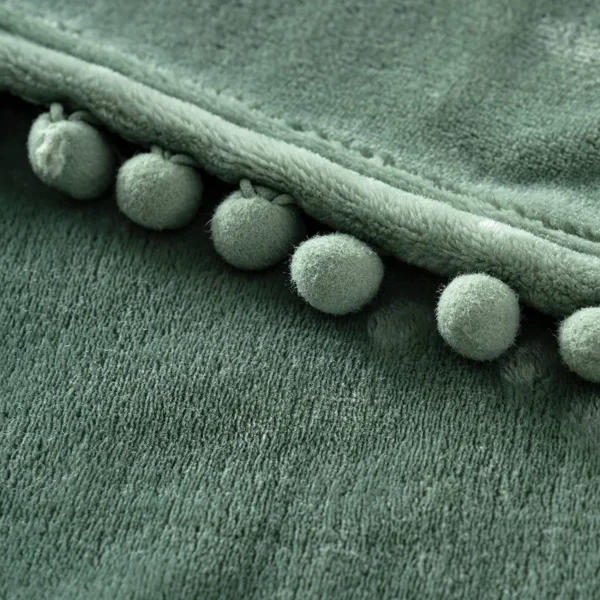 Jeté De Canapé Vert En Simili Velours Fin Et Soyeux -Monin Sirop Store JetedecanapeplaidCelineVertenveloursfinsoyeuxLePlaidFrancais