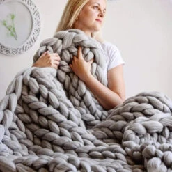 Plaid Grosse Maille "Adèle" Gris En Tricot Doux Et Chaud -Monin Sirop Store Plaid en grosse maille gris un incontournable pour la maison