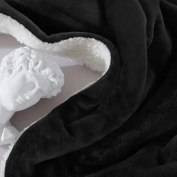 Plaid Polaire "Blandine" Noir Doublé Avec Fourrure Sherpa -Monin Sirop Store PlaidcanapeBlandineNoirCouverturePolaireenFourrureSherpaLePlaidFrancais