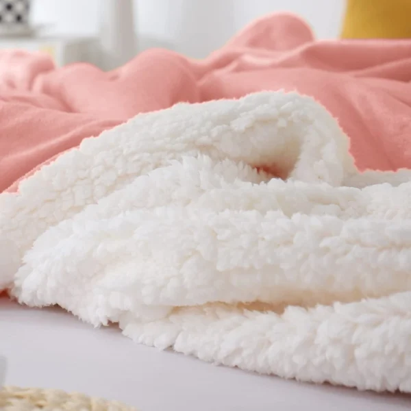 Plaid Polaire "Blandine" Rose Doublé Avec Fourrure Sherpa -Monin Sirop Store PlaidgrossemailleBlandineroseCouverturePolaireenFourrureSherpaLePlaidFrancais