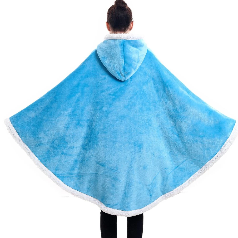 Poncho Plaid Polaire Géant Bleu Azur à Capuche Et Poches Latérales 7 Poncho Plaid Polaire Géant Bleu Azur à Capuche Et Poches Latérales - Image 5