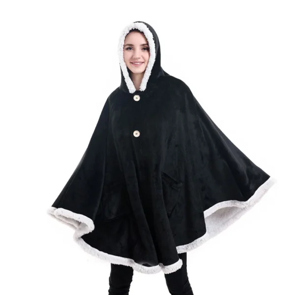 Poncho Plaid Polaire Géant Noir à Capuche Et Poches Latérales 13 Poncho Plaid Polaire Géant Noir à Capuche Et Poches Latérales -Monin Sirop Store PonchoPlaidhommeGeantIrisNoir