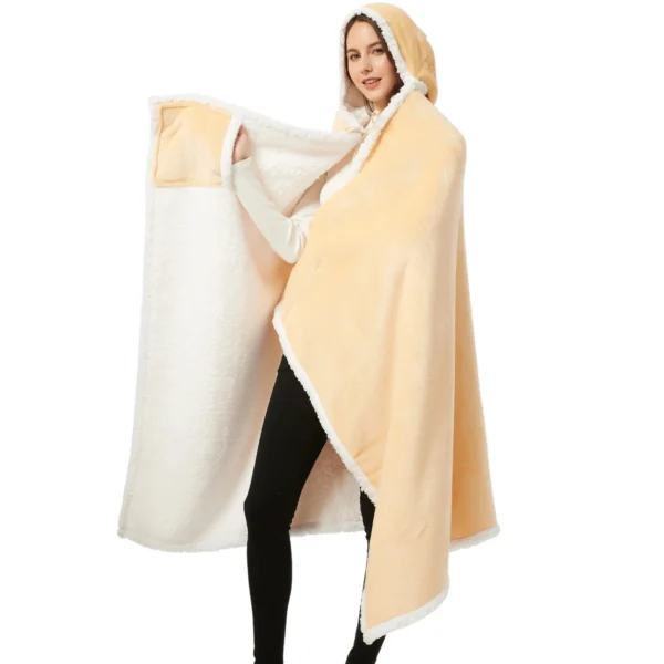 Poncho Polaire Femme Jaune à Capuche -Monin Sirop Store ponchofemmejauneTheOversizedHoodie