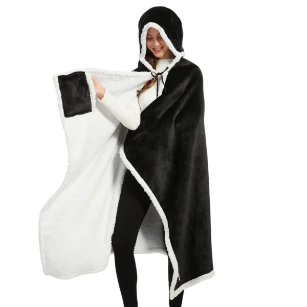 Poncho Polaire Femme Noir à Capuche -Monin Sirop Store ponchofemmenoirTheOversizedHoodie