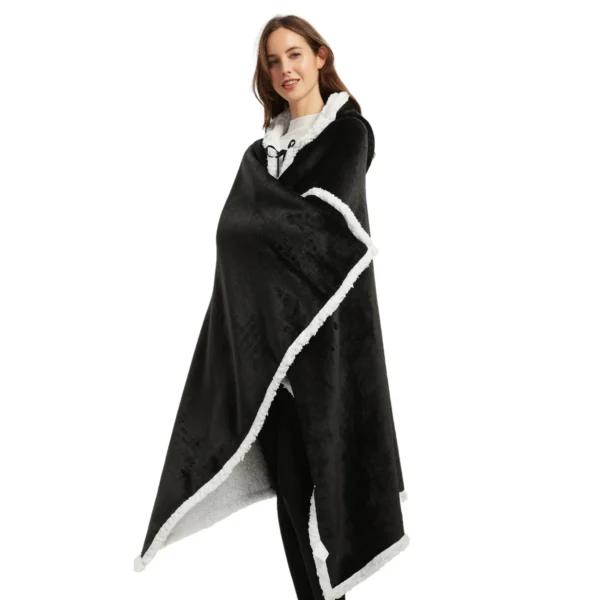Poncho Polaire Femme Noir à Capuche -Monin Sirop Store ponchoplaidnoirTheOversizedHoodie